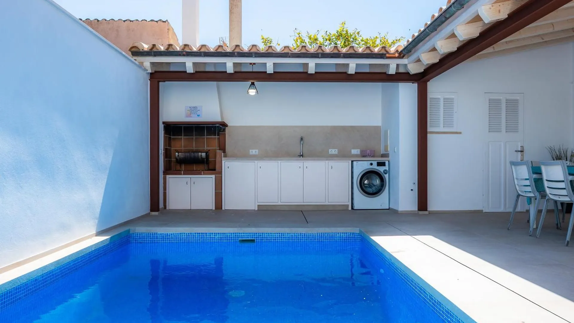 Sestanyolet Villa Llucmajor  0*, Llucmajor (Mallorca)